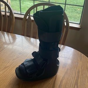Ossur Tall Walking Boot